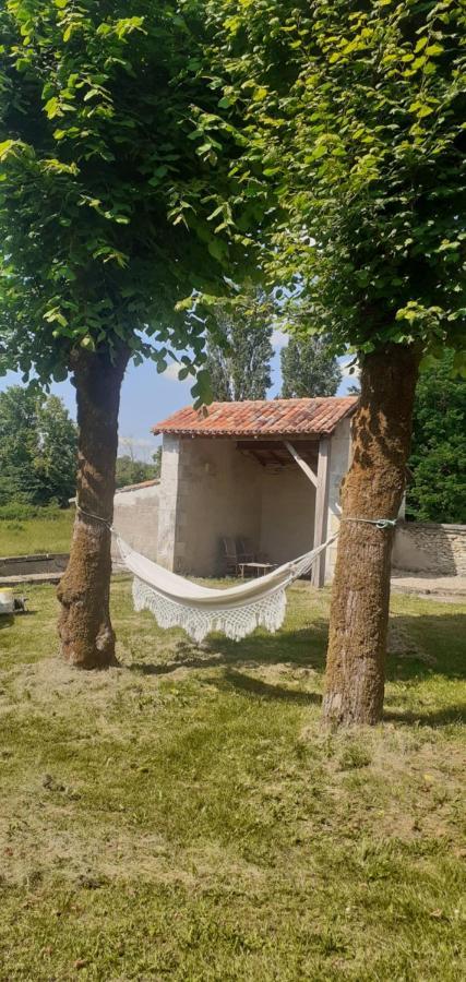 Maison Blanche Cherval Zewnętrze zdjęcie